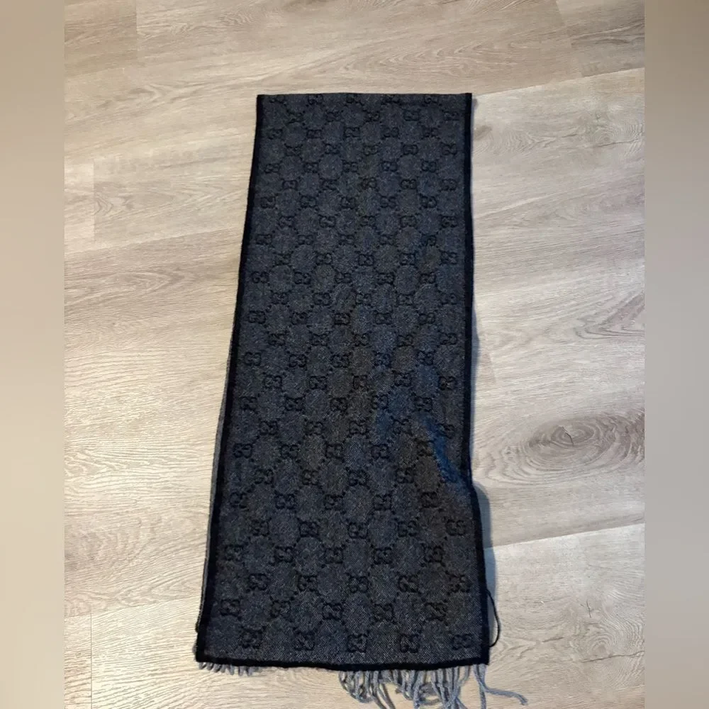 NWT Gucci Wool Scarf